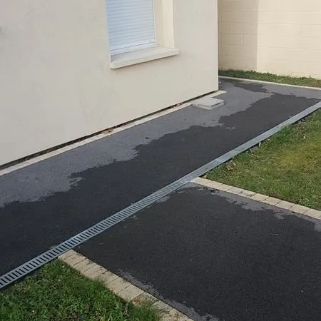 Petit immeuble neufs à vendre (2 logements)