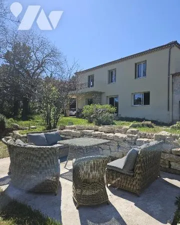 Maison 6 pièces 188 m²