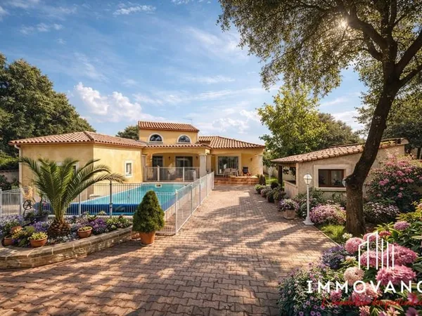 RESTINCLIERES VILLA DE 145 M2 SUR UNE PARCELLE DE 1000 M2 AVEC P