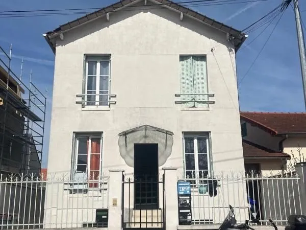 Immeuble 80 m²
