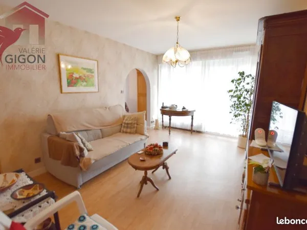 Appartement 95 m² Grand-Charmont