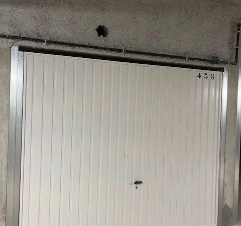 Box neuf securise dans residence neuve 13008