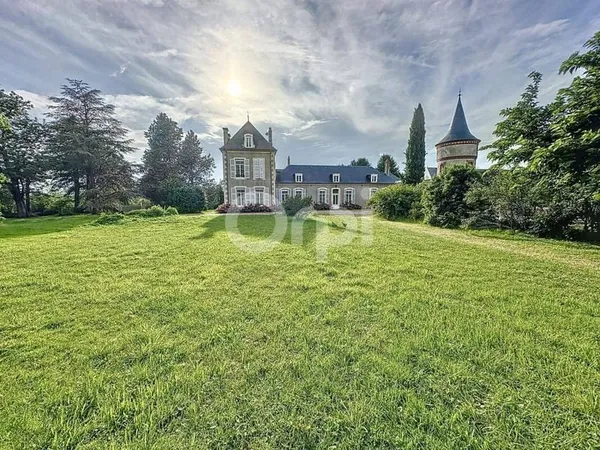 Maison 12 pièces 450 m²