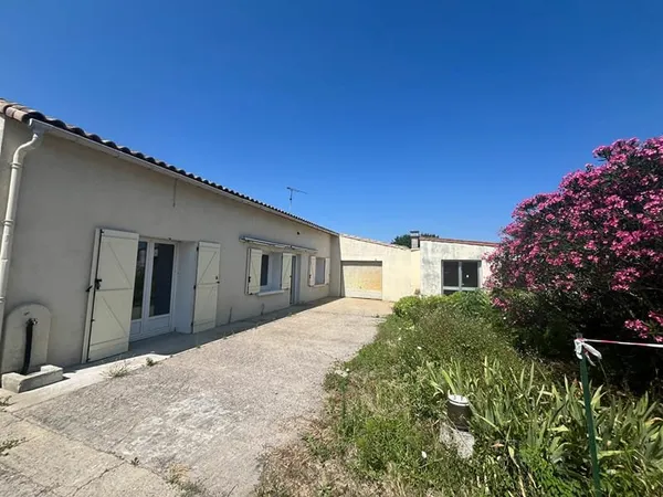 Maison à fort potentiel au coeur deSaint Sulpice De Royan