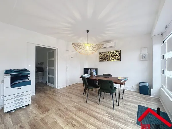 LOCAL COMMERCIAL A BRIVE LA GAILLARDE