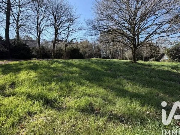 Terrain constructible 1139 m²