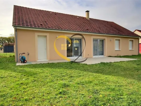 Belle maison à Mery es Bois