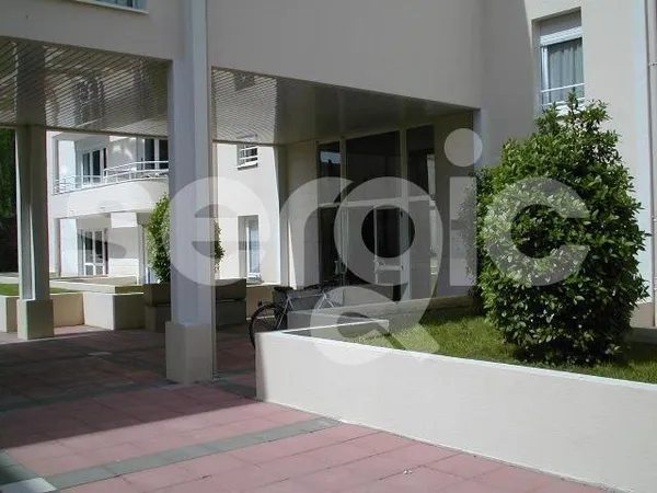 Stationnement Location Angers  8m² 63€