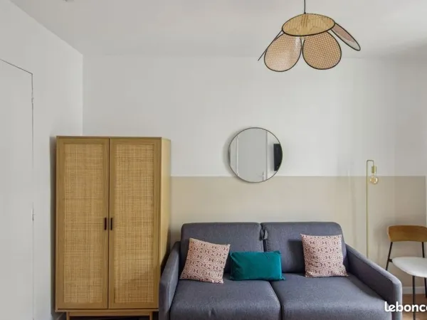 Studio 1 pièce 24 m²