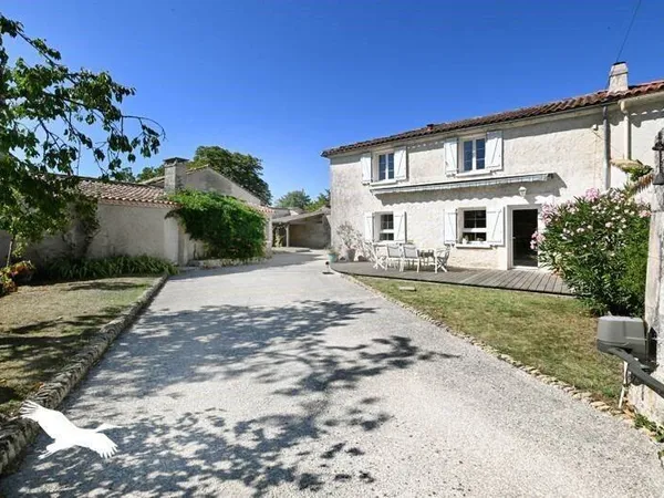 Maison 8 pièces 158 m²