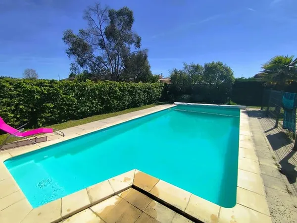 Maison quartier de lolya 4 chambres piscine et garage 47200