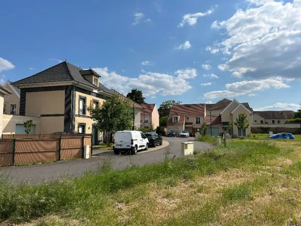 Terrain 1009 m²