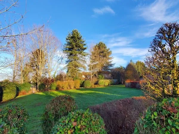 Exclusivité - Terrain hors lotissement à Bressuire