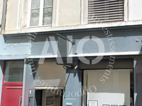 Studio d'une surface de 29m2 au RDC donnant sur cour