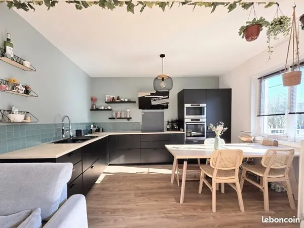 Appartement 4 pièces 82 m²