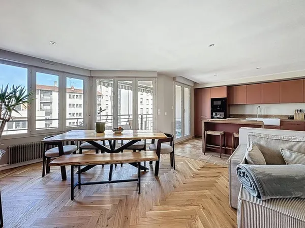 Appartement 4 pièces 93 m²