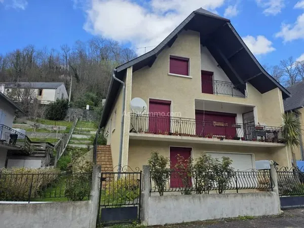 Maison familiale avec vue montagnes - Proche Lourdes