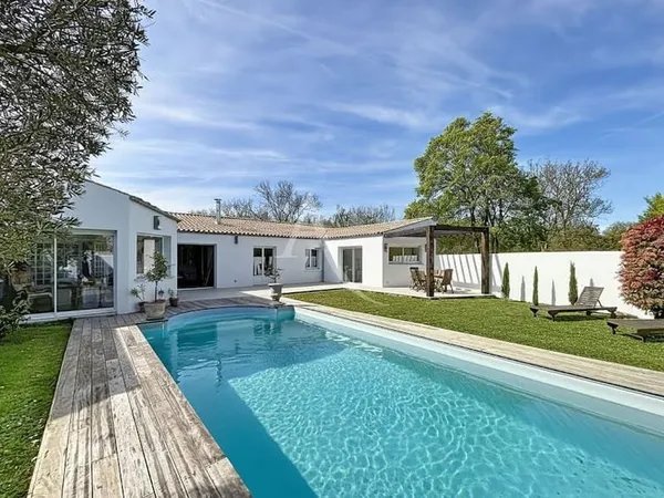 Maison 6 pièces 182 m²