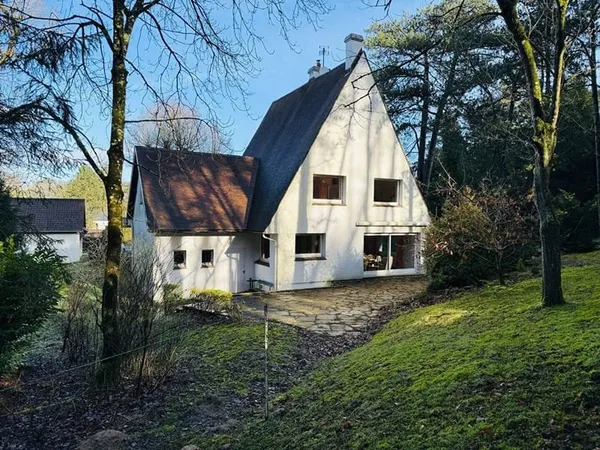 Villa 5 pièces 154 m²