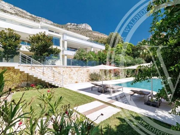 Prestigieux domaine contemporain avec vue imprenable sur la mer - Proche de Monaco et de Cap d'Ail