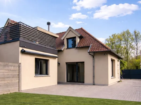 Maison 5 pièces 300 m²