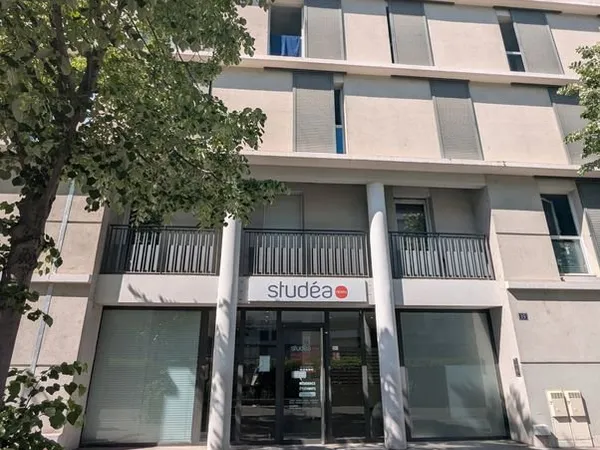 Studio 18m² investisseur LMNP NEXITY STUDEA LYON MONTCHAT