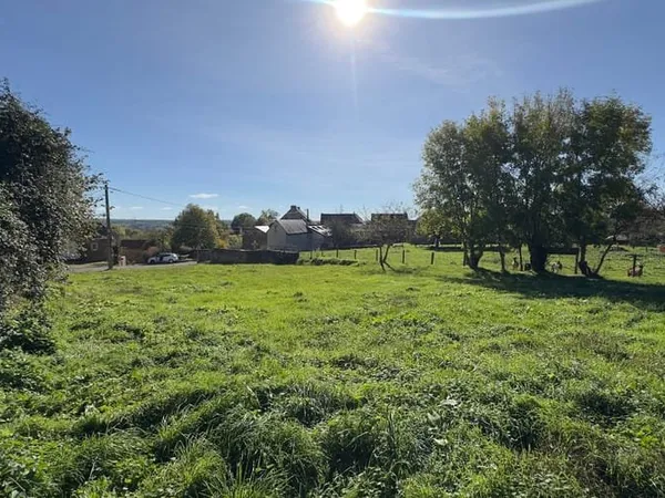 Terrain 930 m²