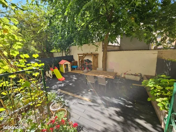 Appartement esprit maison avec jardin de 60m² - Lyon 3 - métro D 5min