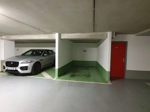 Parking 15 m²
