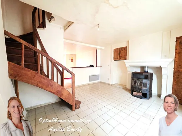 MAISON DE VILLAGE A RENOVER