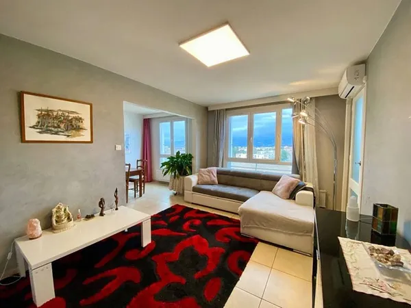 Appartement 4 pièces 80 m²
