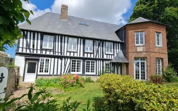 Maison 8 pièces 210 m²