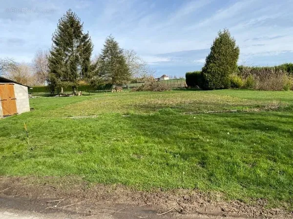 Terrain 1795 m²