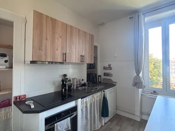 Grand T2 Duplex Rue des Palmiers