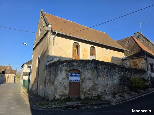 Ancienne Sacristie du XIIIème siècle, 180m2 avec jardinet