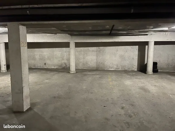 Parking / place de stationnement