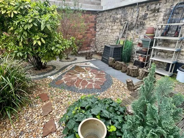Apt studio meublé 20m2