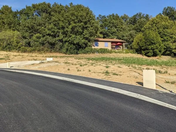 Maison neuve à bâtir 90m² avec garage entièrement personnalisable