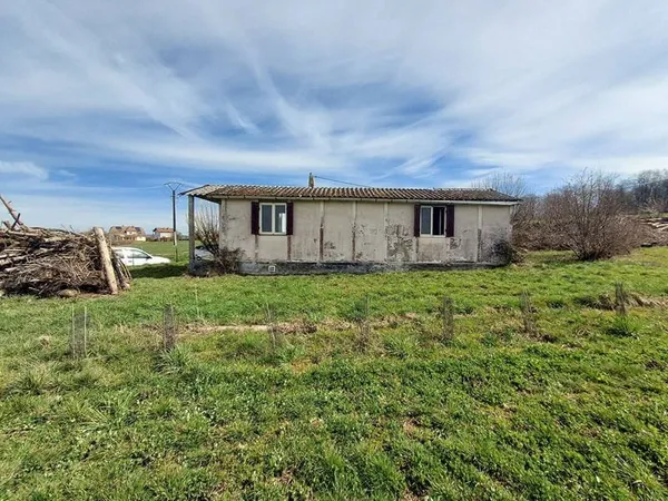 Terrain 901 m²