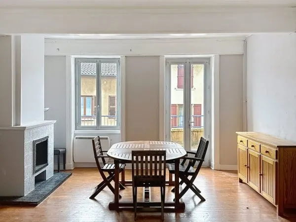 Bâtiment 4 pièces 161 m²
