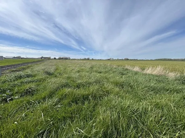 Terrain 1525 m²