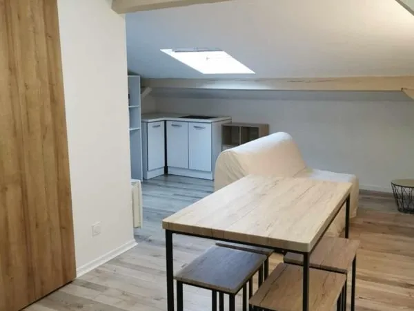 A louer - Appartement T2 Meublé et Équipé - Calme et Fonctionnel