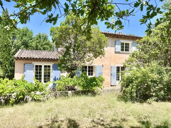 Magnifique bastide de 158 m² sur 5 525 m² de terrain avec piscine