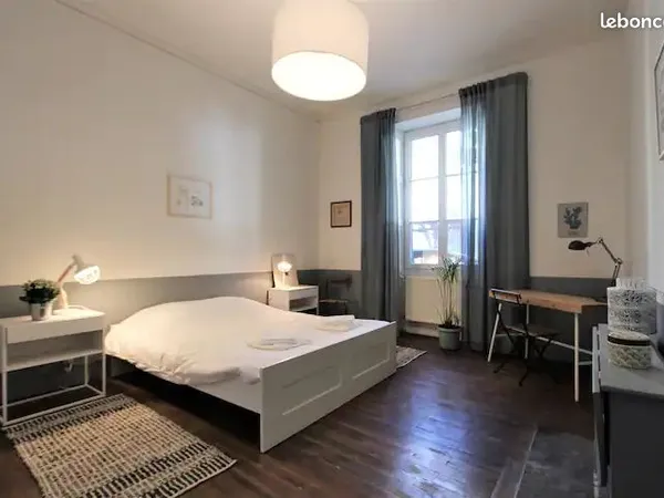 T3 meublé de 63 m²-Nantes Talensac