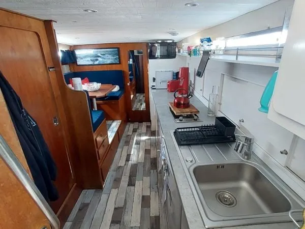 Appartement atypique 40m² 3 pièces bassins à flot - Idéal étudiant ou pied à terre au coeur de borde