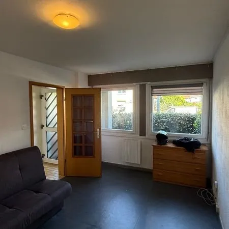 STUDIO 26 m2 - PETITE TERRASSE - STRASBOURG OUEST