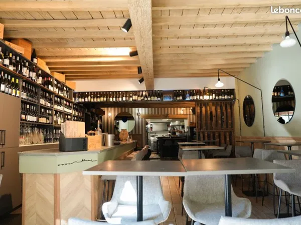 Bar à vin / Caviste / Brasserie