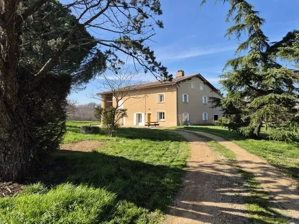 Maison Vente Grazac 4p 140m² 399000€