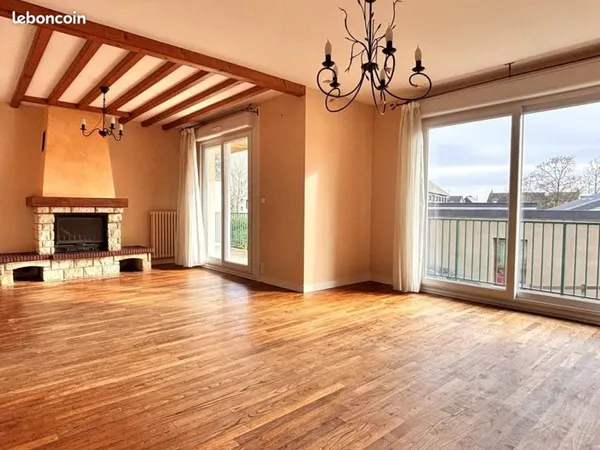 Maison 6 pièces 140 m²