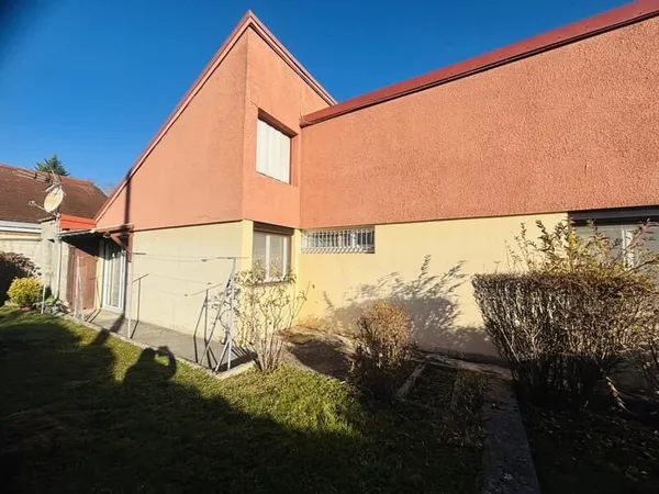 Pavillon de 5 pièces principales